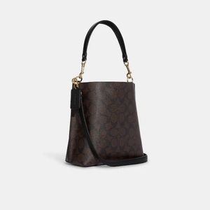 Worn once Coach bucket crossbody bag